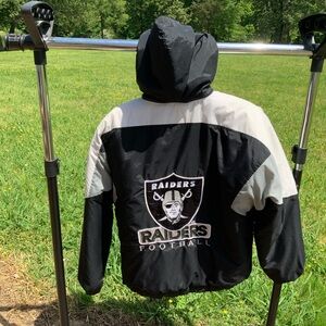 Oakland Raiders Pullover Hooded Puffer Jacket Sz M  DRY CLEANED